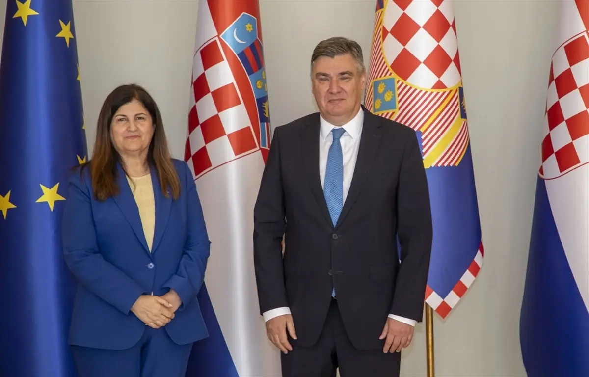 hirvatistandan filistine destek GmPAqxSO