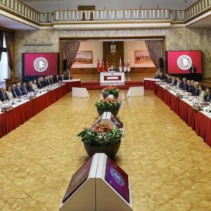 tbmmde komisyon toplantisi sona erdi 6 saat 40 dakika surdu O318FgVl