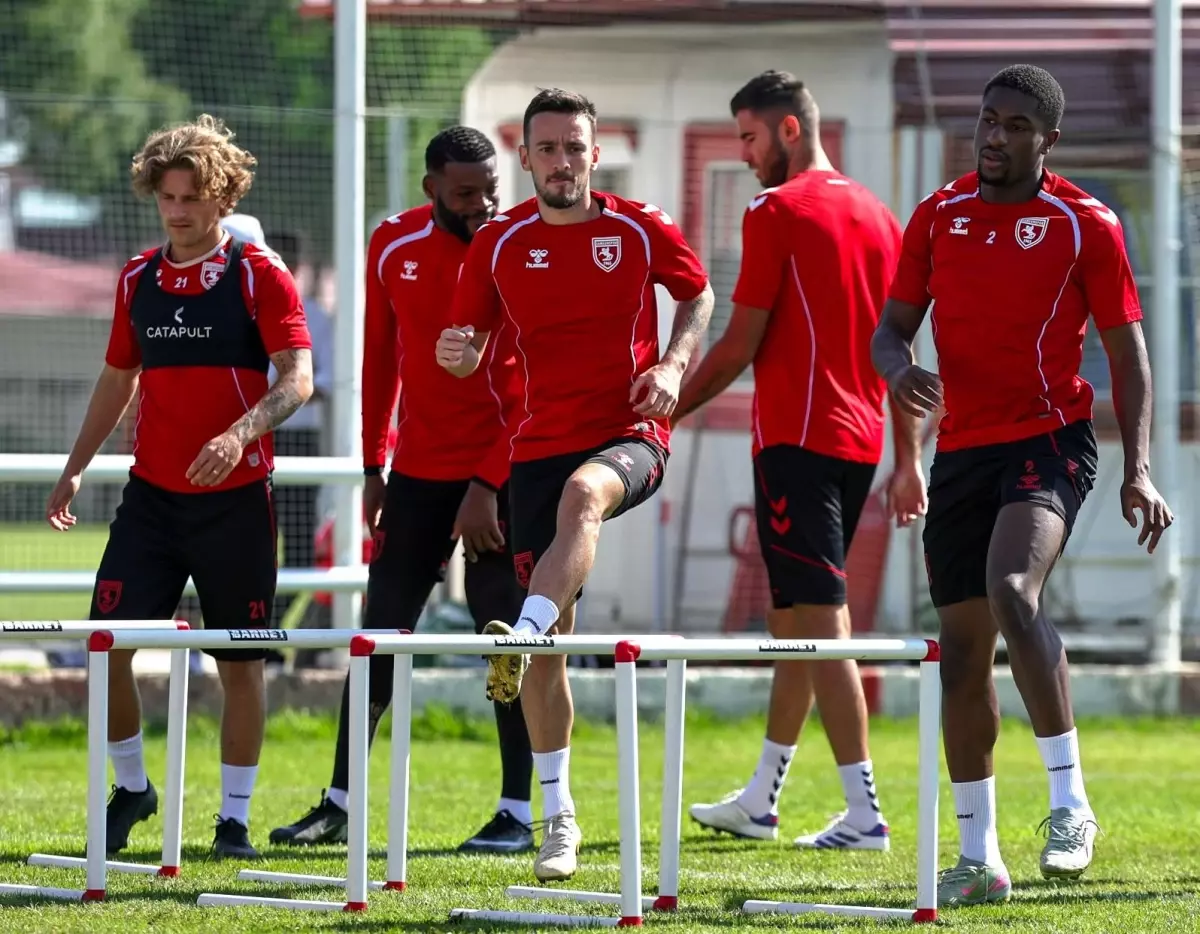 samsunspor antalyaspor macinda namaglup kalmak istiyor pYikNG9i