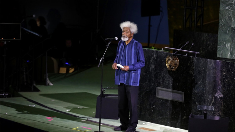 abdden nobel odullu yazara ret vizesi iptal edildi HS6UK7S8.jpg