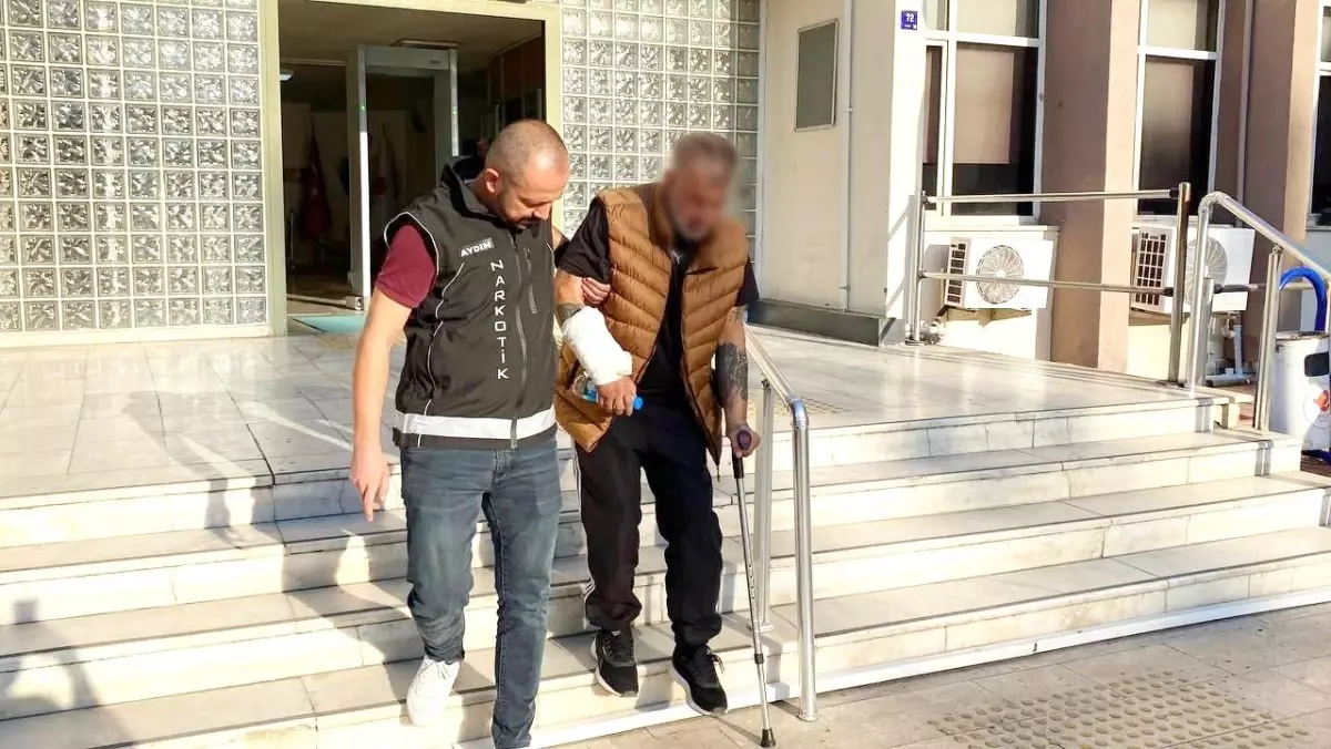 uyusturucu ticareti yaparken tutuklandilar ZCmJgPNq.jpg