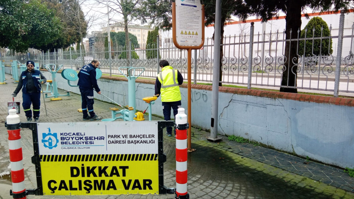 Büyükşehir'den Spor Aletlerine Periyodik Bakım