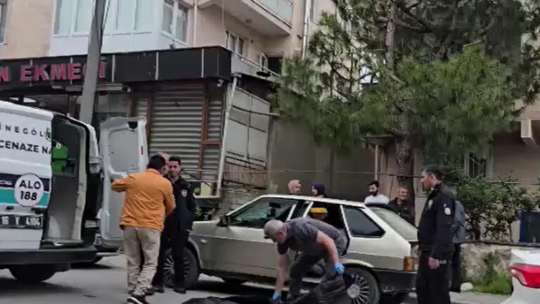 bursa-inegolde-park-halindeki-otomobilde-supheli-olum-22-yasindaki-genc-olu-bulundu-A35ZIe6s
