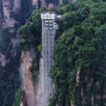 daglarin-icini-oyup-326-metre-yuksekliginde-dev-asansor-insa-ettiler-DK4QPmiK