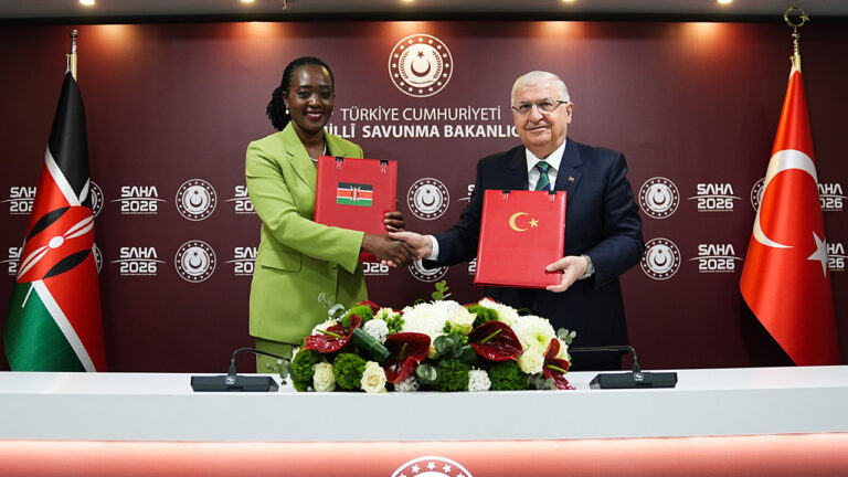 kenya-ve-turkiye-arasinda-savunma-anlasmasi-meUt5cBC